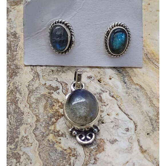 Sterling Silver Labradorite Stud Earrings & Pendant Set Oval Elegant Boho - Picture 2 of 8